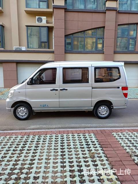 2011年新五菱之光6390，一手车，售价8千8