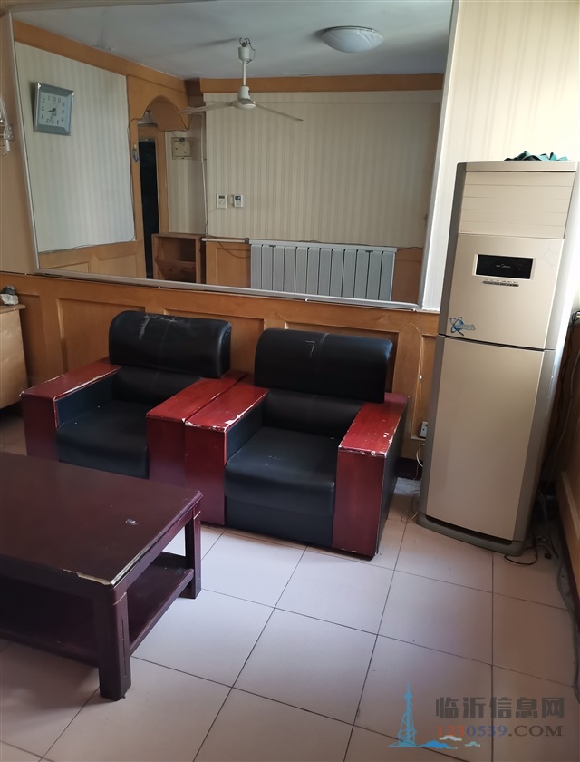 青龙河小区房屋一套出租