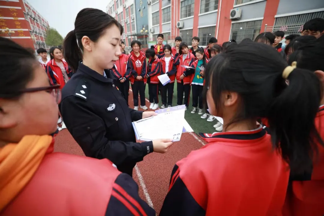 教育整顿?我为群众办实事 | 临沂中小学生注意!集中办证周来啦!