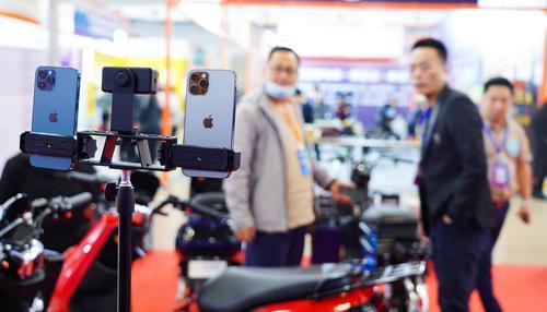 2021中国（临沂）网红商品交易会开幕线上直播+线下展会完善直播生态圈