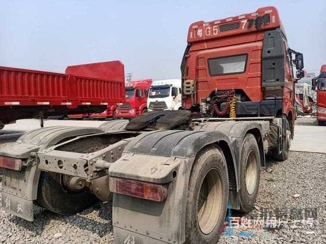 出售精品二手解放牵引车 460马力，国五，双驱轻体