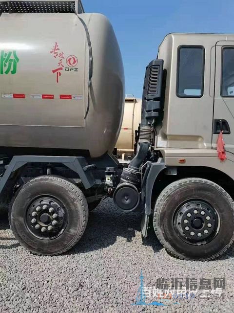 出售二手东风散装水泥罐车 300马力国五前四后八