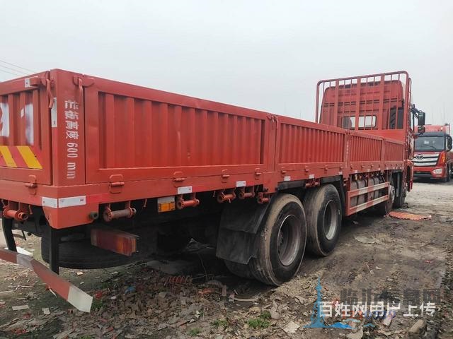 出售9.6米二手解放平板车 国五375马力前四后八