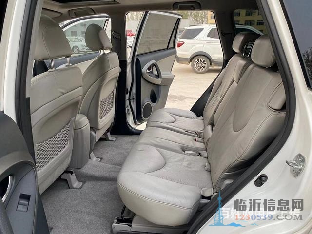 丰田RAV4 2011款 2.4 手动 至臻导航版