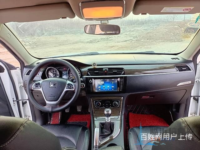 众泰T600 2016款 1.5T 手动 运动版尊贵型