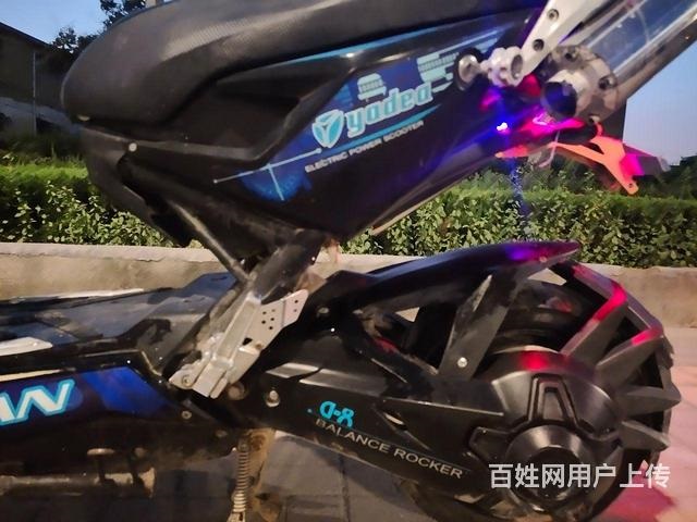 雅迪战警电动车（9.5成新