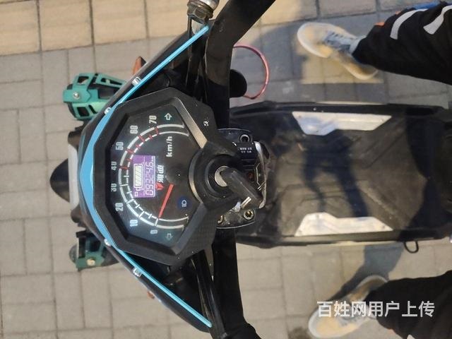 雅迪战警电动车（9.5成新
