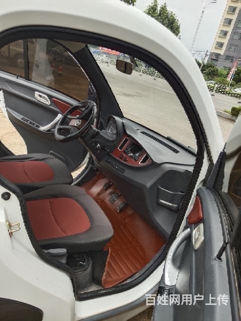 九九成新丽驰电动轿车