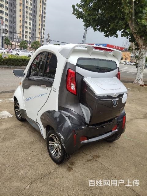九九成新丽驰电动轿车