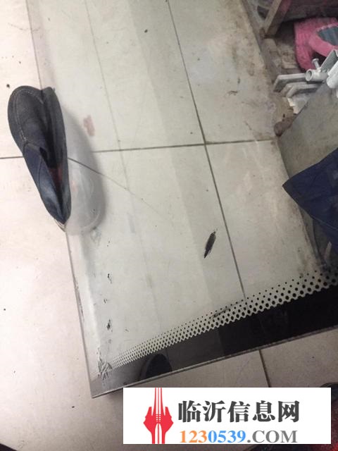 全新三轮前档玻璃