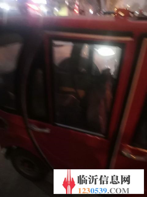 电动四轮车
