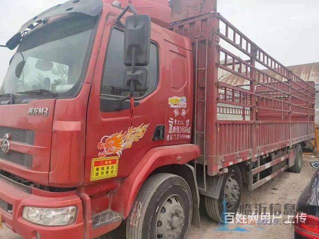 19年二手柳汽乘龙载货车 9.6米高栏 前四后四
