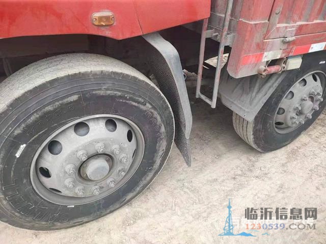 19年二手柳汽乘龙载货车 9.6米高栏 前四后四