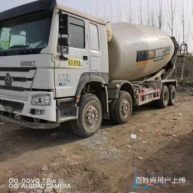 大20方二手豪沃搅拌车 国五 前四后八 380马力