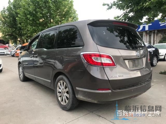 别克 别克GL8 2011款 GL8 豪华商务车 2.4 手