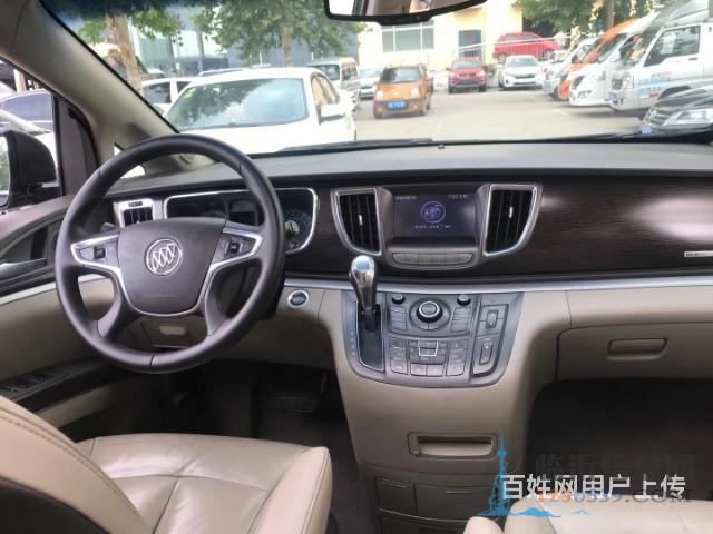 别克 别克GL8 2011款 GL8 豪华商务车 2.4 手