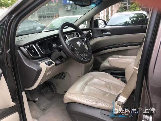 别克 别克GL8 2011款 GL8 豪华商务车 2.4 手