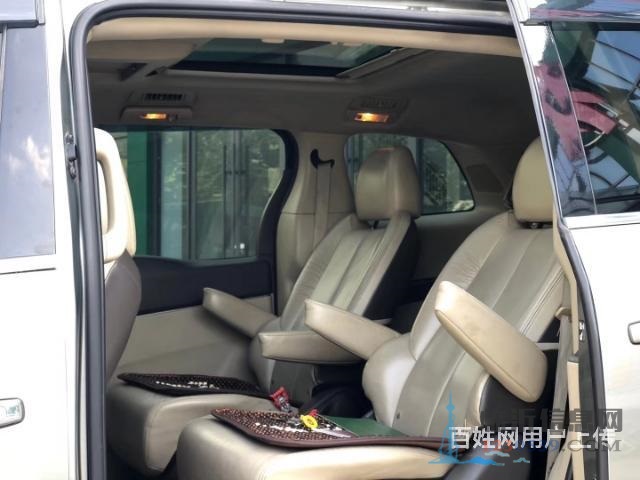 别克 别克GL8 2011款 GL8 豪华商务车 2.4 手