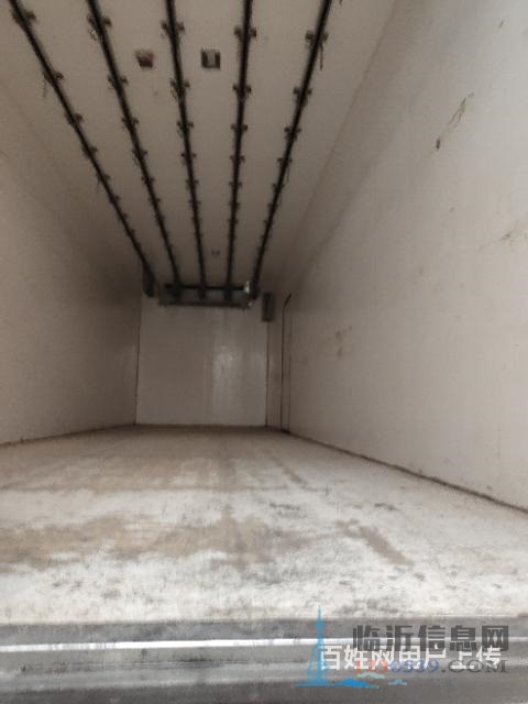 天龙9.6货箱前四后四独立冷藏车 国5
