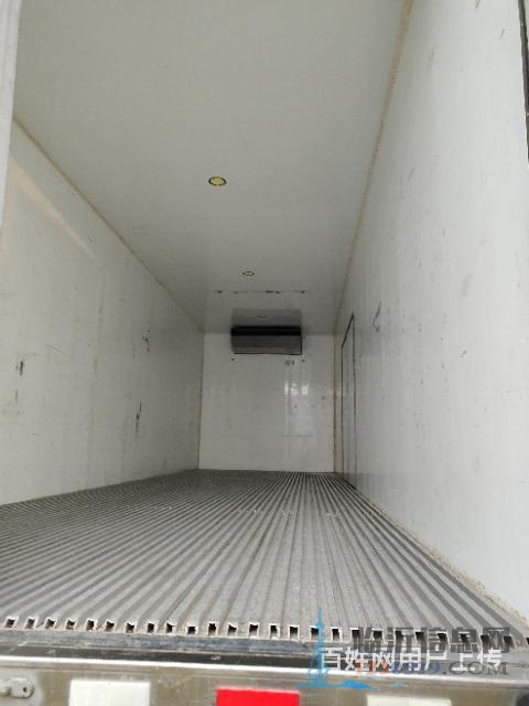 欧曼前四后四8.6米冷藏车 国五带全保