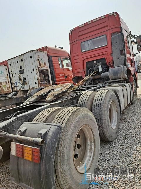 17年二手德龙牵引车 430马力 双驱轻体潍柴动力