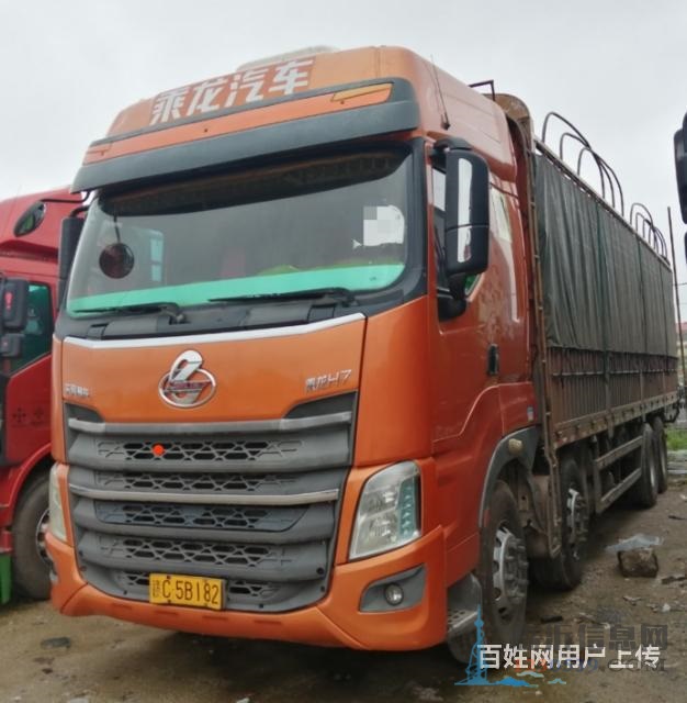 350马力9.6米米柳汽乘龙H7前四后八高栏