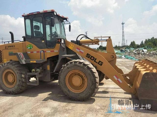 2015年的临工933加长臂装载机低价急售