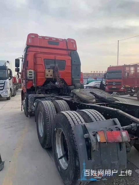 出售二手解放牵引车，双驱轻体，460马力，国五，