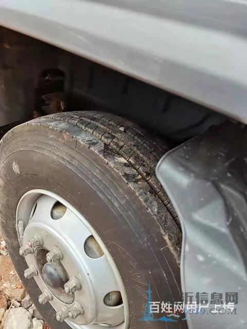 乘龙6米8高栏 220马力