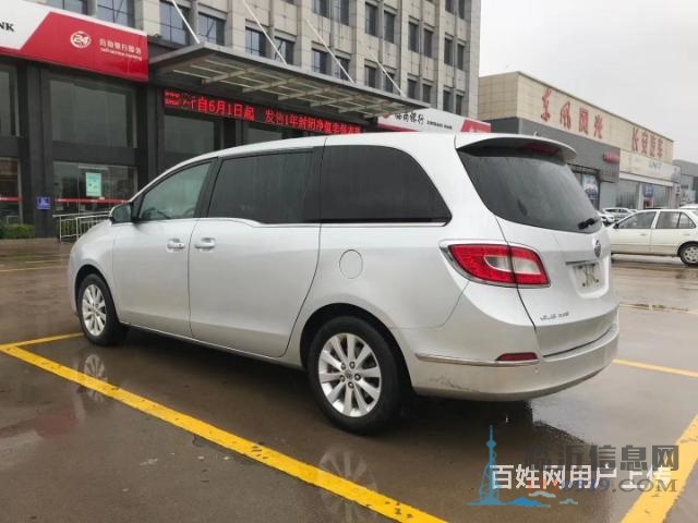 别克 别克GL8 2013款 GL8 豪华商务车 2.4 手
