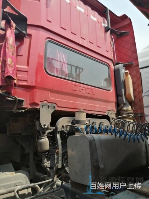 东风天龙新启航牵引车