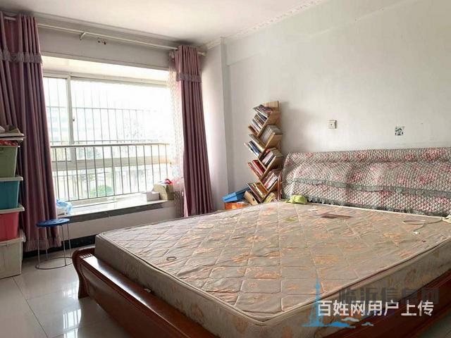 免 税，真实图片，低楼层，精装南北通透， 近，天鹅湖