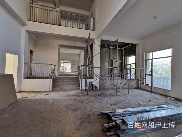 奥林匹克 北 滨河国际 独栋别墅 占地1.3亩 400平花园
