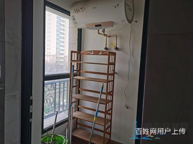恒大绿洲大三室两卫一口价85