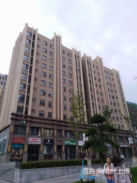 精装修三室 翡翠传奇 多套房源出售 两室三室