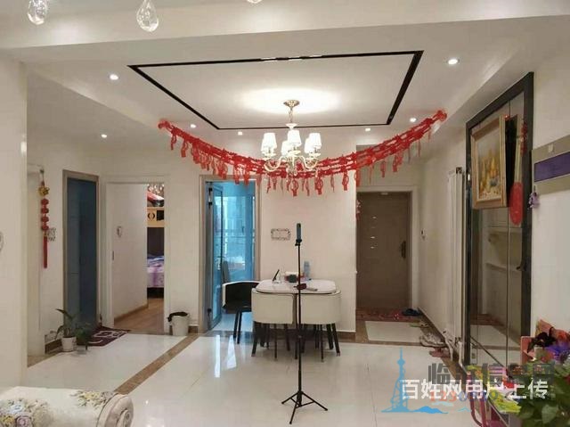 翡翠传奇 小高三室 精装修 位置好 南北通透