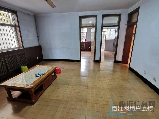后园馨园A区！三小十二中！大三室！好楼层大产权！双气！诚意售