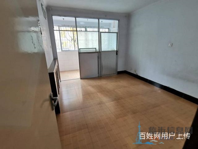 后园馨园A区！三小十二中！大三室！好楼层大产权！双气！诚意售
