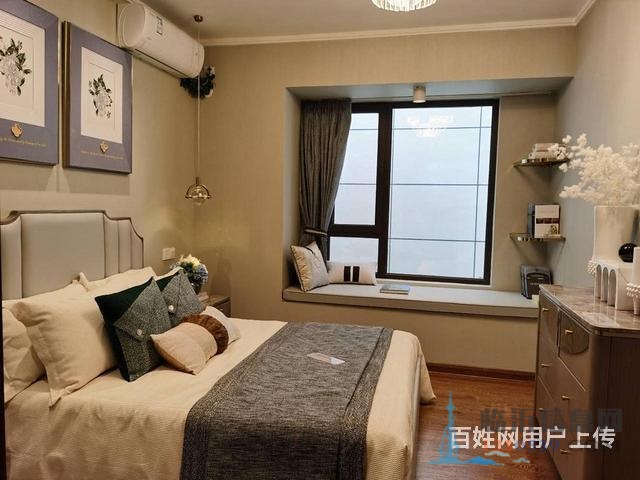 碧桂园联手城投又一佳作翡翠外滩河景房奢享精装四室两厅两卫
