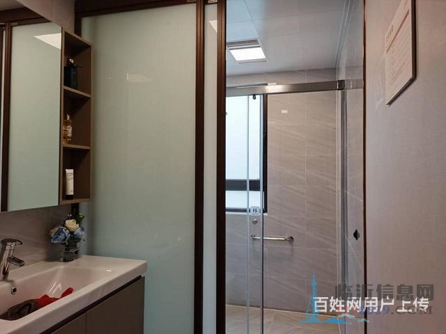 碧桂园联手城投又一佳作翡翠外滩河景房奢享精装四室两厅两卫