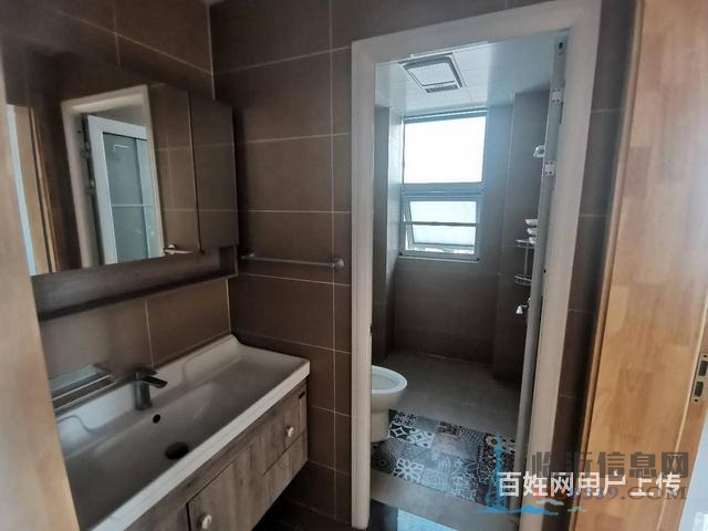 北城新区137.15平南北天泰华府精装修难找房子