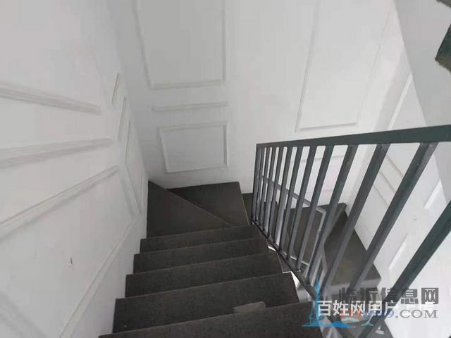 五洲华府别墅 大边户 带超大庭院  实用面积600平 有证
