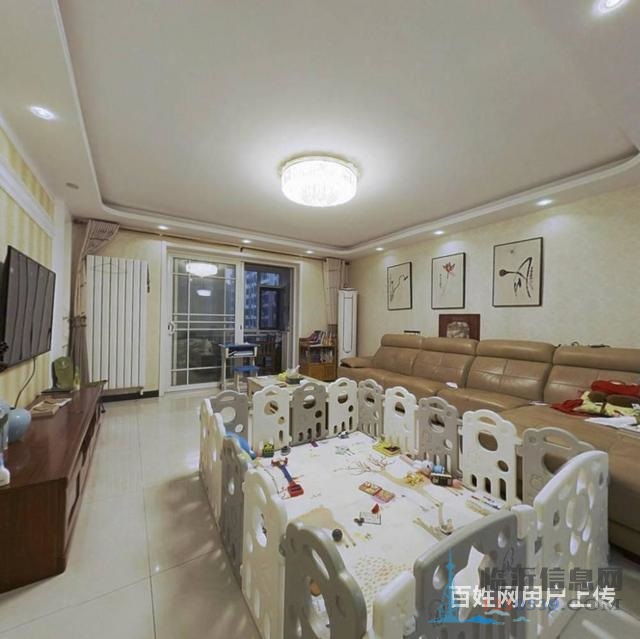 香榭丽都 精装四室  双阳台  证满五年