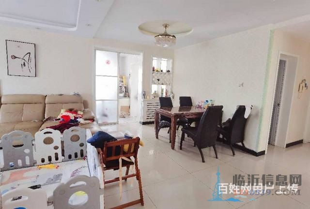 香榭丽都 精装四室  双阳台  证满五年