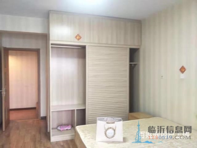 锦园大厦 一室精装带大平台 急售证过二九年沂州实验