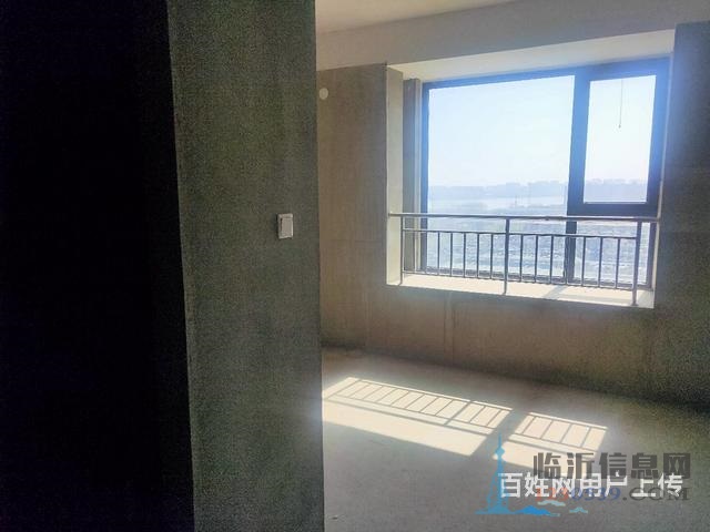 汀香郡 观河大平层  中间楼层 毛坯  好户型 35中