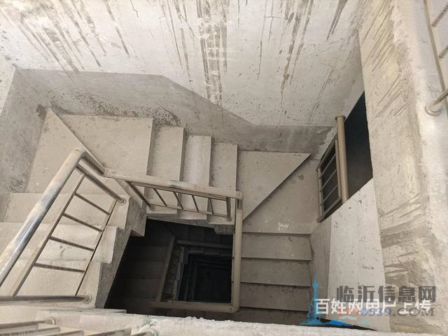 馨泉源别墅 七室四厅五卫百平露台花园双车位临奥林匹克水榭华庭