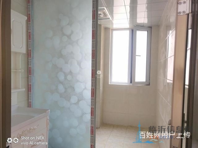 尚东国际一期，带车位储藏室有证正常过户，精装修未住