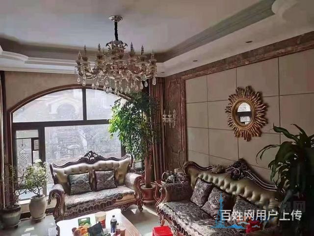 世纪新筑别墅 大边户 带车位 露台 边户 急售1250万过二
