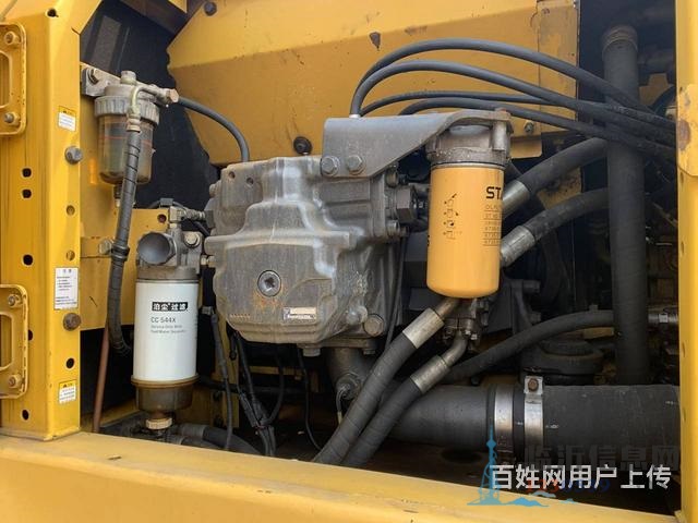 停工急售18年小松240二手挖掘机 包送